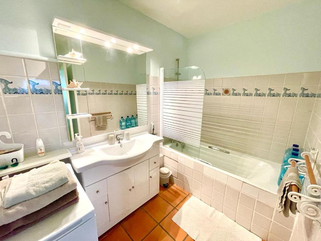Guadeloupe- Saint-Francois- Residence Anse Des Rochers - Appartement Quart De Villa Etage - Vue Mer- 4 Personnes - Lit Bebe Sur Demande - Citerne Et Wifi Prives -Animaux Ok-Acces Plage Direct -Apnee Bien-Etre Experience Sur Demande Avec Instructeur A Exteriör bild