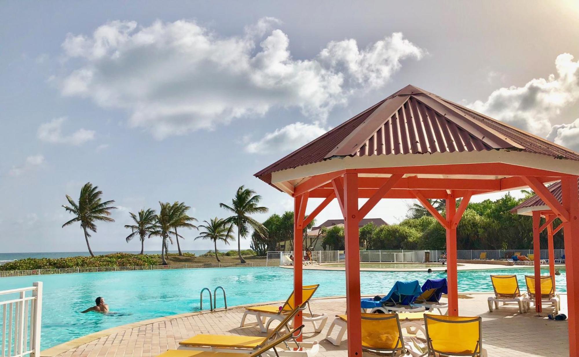 Guadeloupe- Saint-Francois- Residence Anse Des Rochers - Appartement Quart De Villa Etage - Vue Mer- 4 Personnes - Lit Bebe Sur Demande - Citerne Et Wifi Prives -Animaux Ok-Acces Plage Direct -Apnee Bien-Etre Experience Sur Demande Avec Instructeur A Exteriör bild